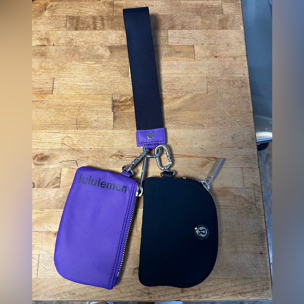 NWOT Lulu Lemon Dual Pouch Wristlet